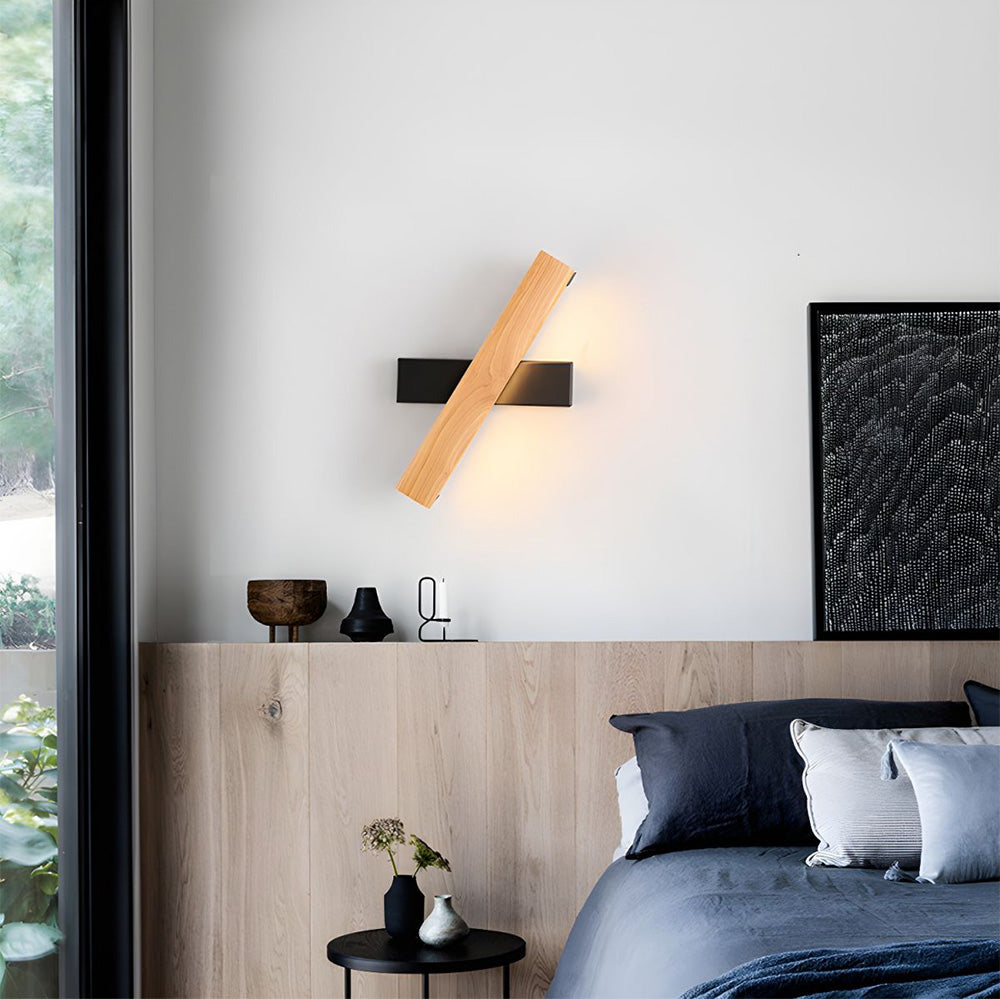 Aplique de pared giratorio de madera