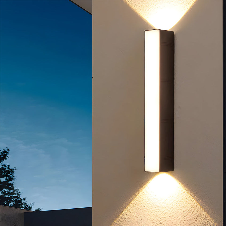 Luminaria LED Exterior Tubo Brillante