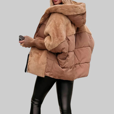 Chaqueta Bomber Riley para Invierno: Cálida, Moderna, con Capucha y Diseño Multicolor