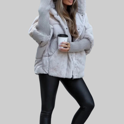 Chaqueta Bomber Riley para Invierno: Cálida, Moderna, con Capucha y Diseño Multicolor
