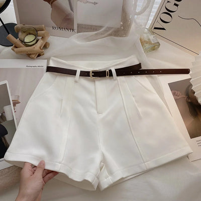 Camila – Shorts Elegantes con Cinturón