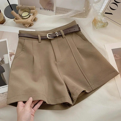 Camila – Shorts Elegantes con Cinturón